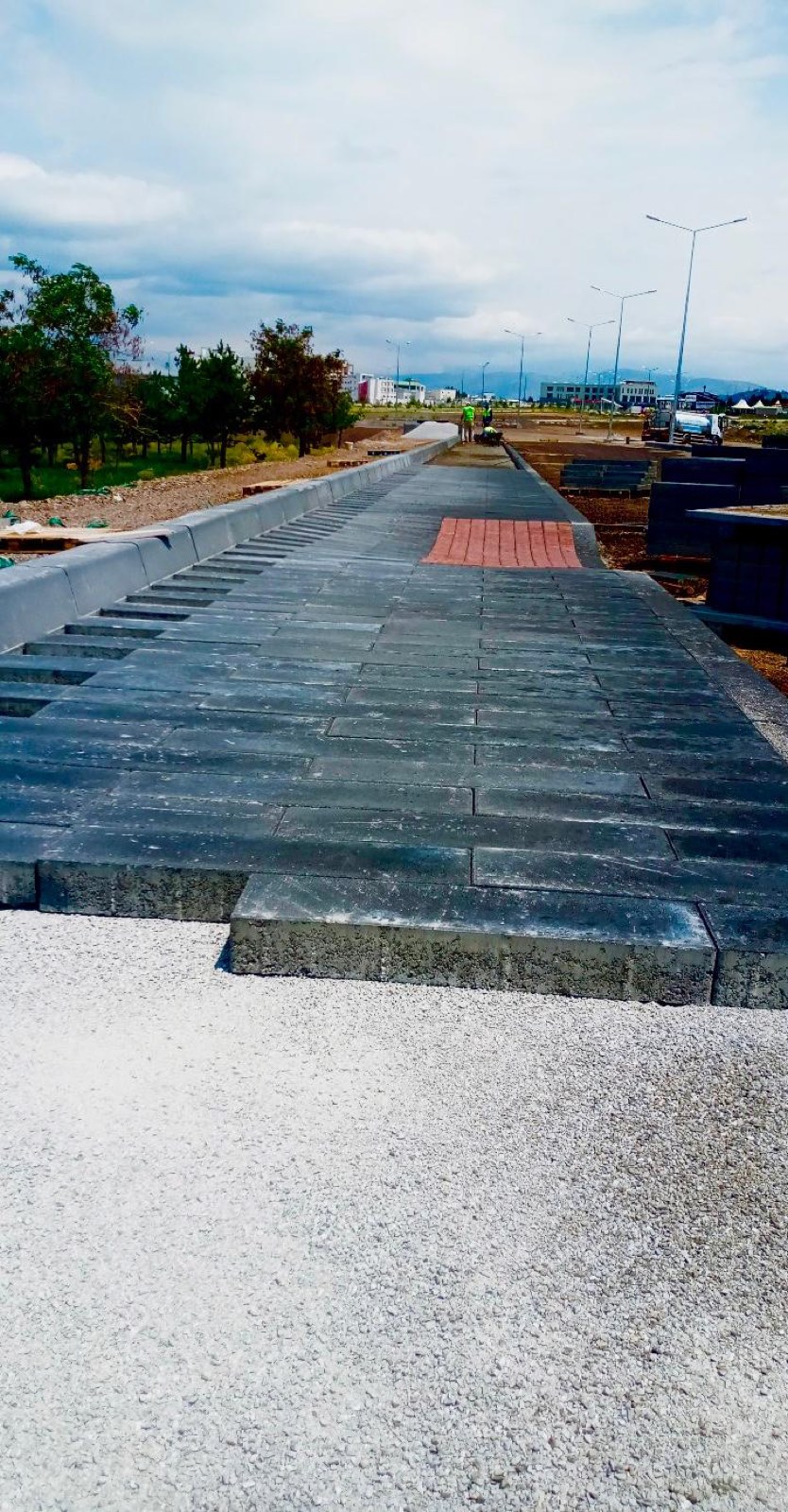 Beton parke yaya yolu uygulaması