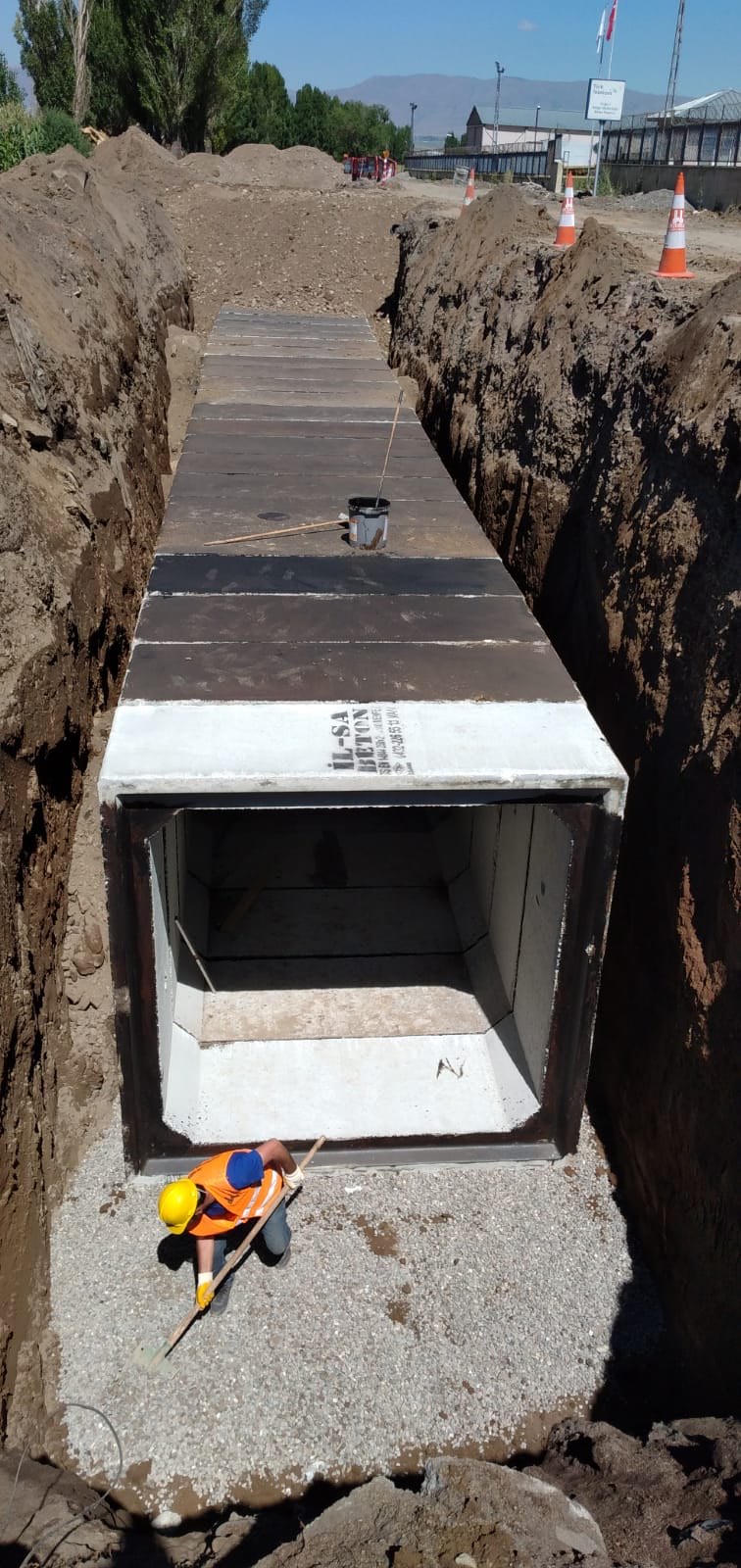 Beton menfez yerleştirme